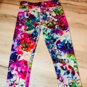 XS Multi-colored yoga pants